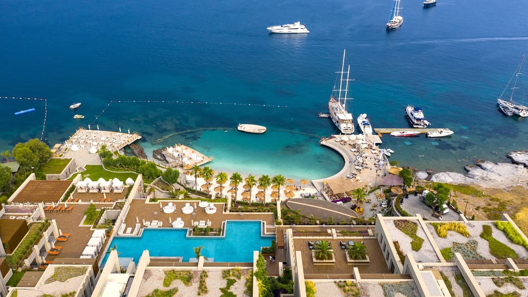 Caresse Resort Bodrum — Tepe Watersports